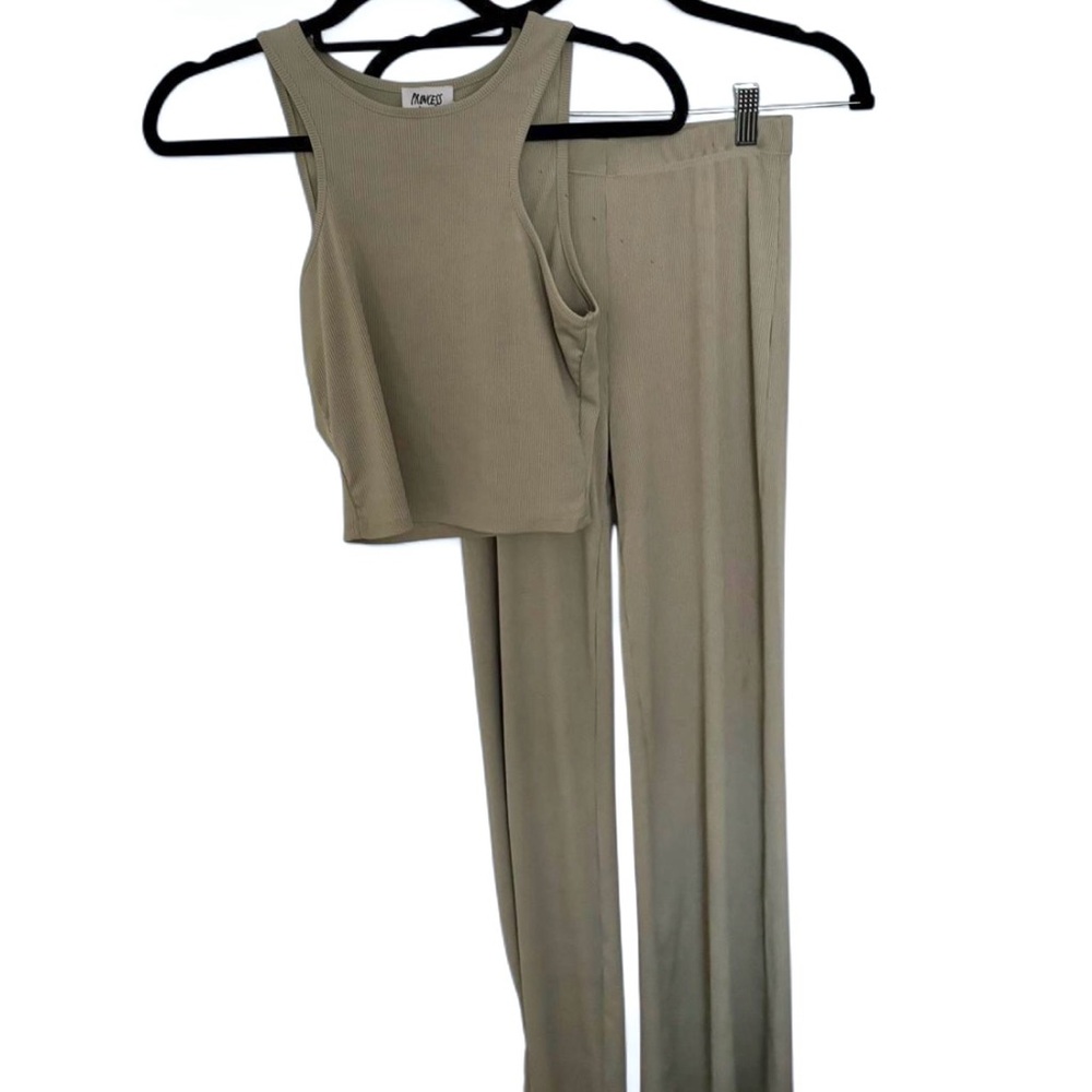 Women's Sage Tank & Pant Set
